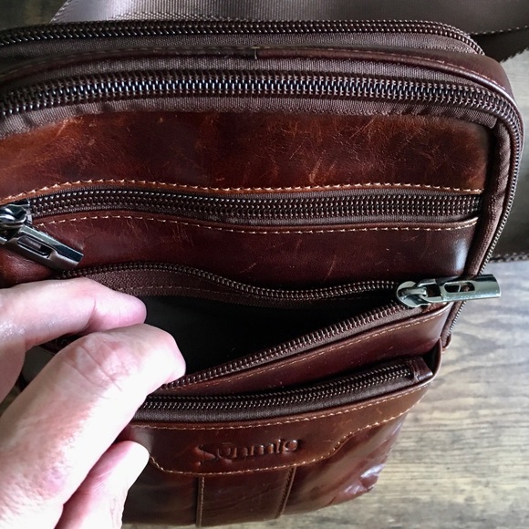 Crossbody bag - Picture 5 of 16